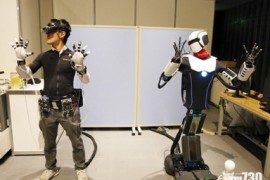 日本开发远距离同步机器人
