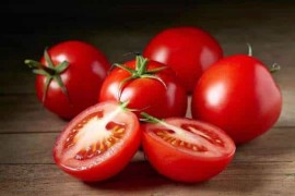 生吃番茄会中毒？